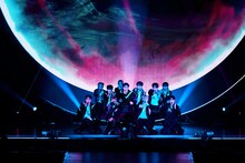 「SuperCali」を初披露するJO1。(c)LAPONE ENTERTAINMENT