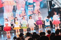 会場の竹の子に感謝の思いを伝えるAppare!。（撮影：真島洸）