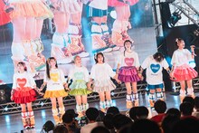 会場の竹の子に感謝の思いを伝えるAppare!。（撮影：真島洸）