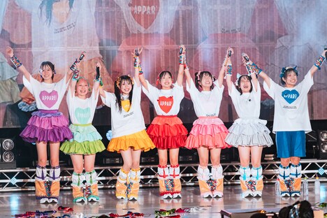 会場の竹の子に感謝の思いを伝えるAppare!。（撮影：真島洸）