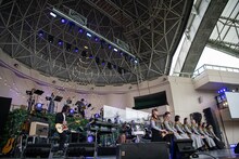 「私立恵比寿中学 We sing a popular tune on the stage 題して『ちゅうおん』2022」1日目の様子。