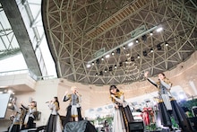 「私立恵比寿中学 We sing a popular tune on the stage 題して『ちゅうおん』2022」1日目の様子。