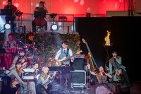 「私立恵比寿中学 We sing a popular tune on the stage 題して『ちゅうおん』2022」1日目の様子。