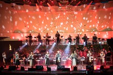 「私立恵比寿中学 We sing a popular tune on the stage 題して『ちゅうおん』2022」1日目の様子。