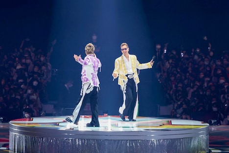 左からTAKAHIRO、ATSUSHI。