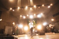 「ゾロ目だョ全員集合！～フラカン33年、野音99年～」の様子。（Photo by CHIYORI）