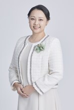 椿マドカ役の蒼乃夕妃。