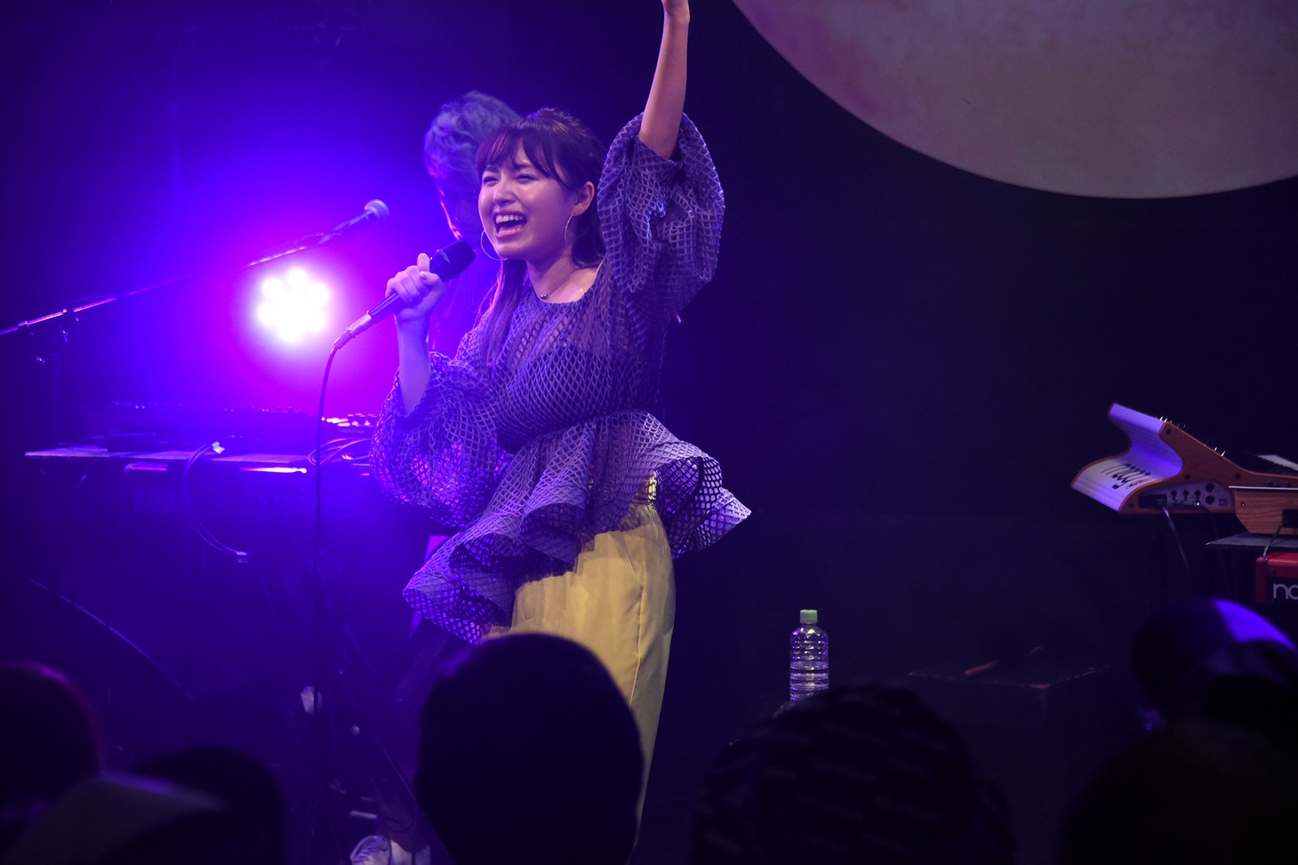 「MONARI WAKITA 6th Anniversary Live - SEXENNIAL CELEBRATION! -」の様子。