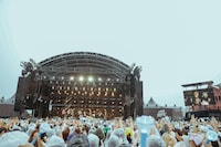 TREASUREのステージの様子。 (c)ODD BRICK
All Copyrights Reserved.