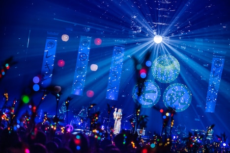 「レキシアリーナツアー2022 レキシの七つのお祝いに」の様子。（撮影：聖徳太郎［田中聖太郎］）