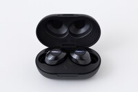 「戦姫絶唱シンフォギア」10周年記念ワイヤレスイヤホン