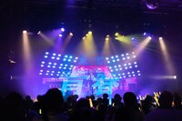 「HACHI 2nd ONE MAN LIVE『Midnight blue』」の様子。