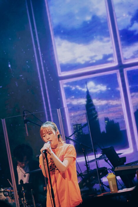 「もりなな LIVE 2022『㐂～よろこび～』」東京・harevutai公演の様子。（撮影：後藤壮太郎）