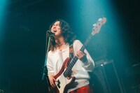 高木祥太（Vo, B）（Photo by renzo masuda）