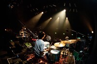 ネクライトーキー（撮影：キムラユキ）