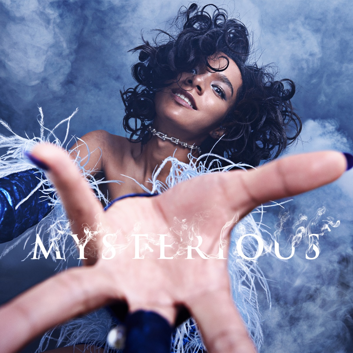 女王蜂「MYSTERIOUS」初回限定盤ジャケット