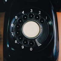 くるり「八月は僕の名前」ミュージックビデオの場面カット。