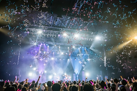 リルネード「Rirune! Rirune! Rirune! ～どんな星になったってキミをみてるよ～」の様子。