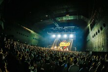 フジファブリックのライブの様子。（撮影：森好弘）