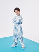 コラボタイダイパーカーとコラボタイダイパンツ。