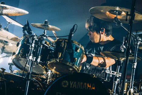 かみじょうちひろ（Dr）（撮影：西槇太一）