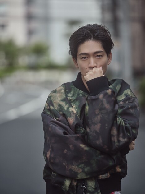 「GINZA」11月号より松下洸平。(c)マガジンハウス