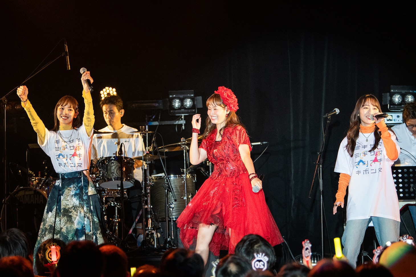 左から飯窪春菜、藤本美貴、工藤遥。