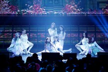「2022 fromis_9 concert『LOVE FROM.』IN JAPAN」の様子。(P)&(C) PLEDIS Entertainment
