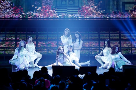 「2022 fromis_9 concert『LOVE FROM.』IN JAPAN」の様子。(P)&(C) PLEDIS Entertainment