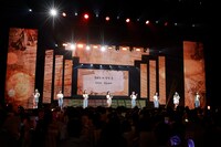 「2022 fromis_9 concert『LOVE FROM.』IN JAPAN」の様子。(P)&(C) PLEDIS Entertainment