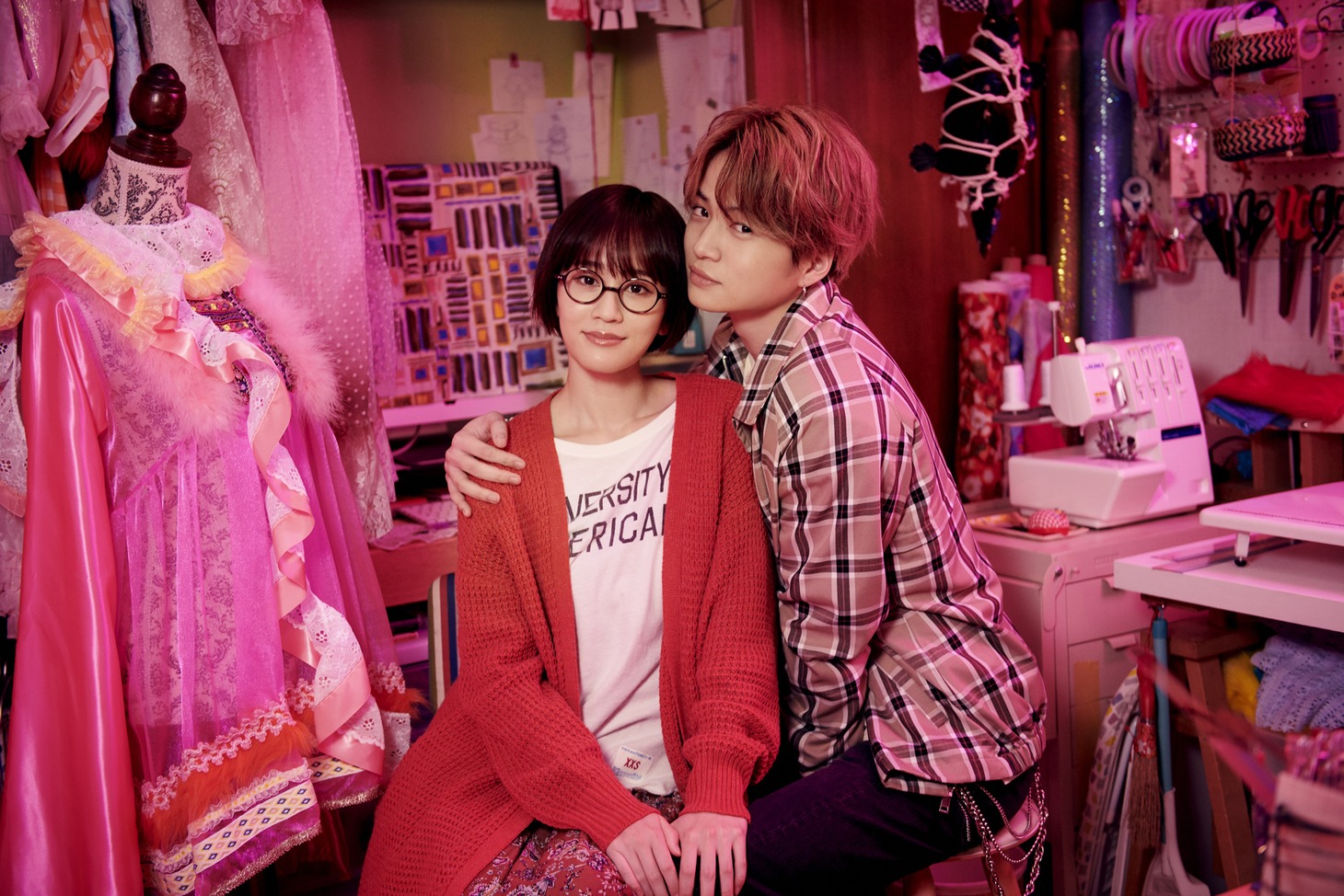 左から前田敦子、菊池風磨（Sexy Zone）。