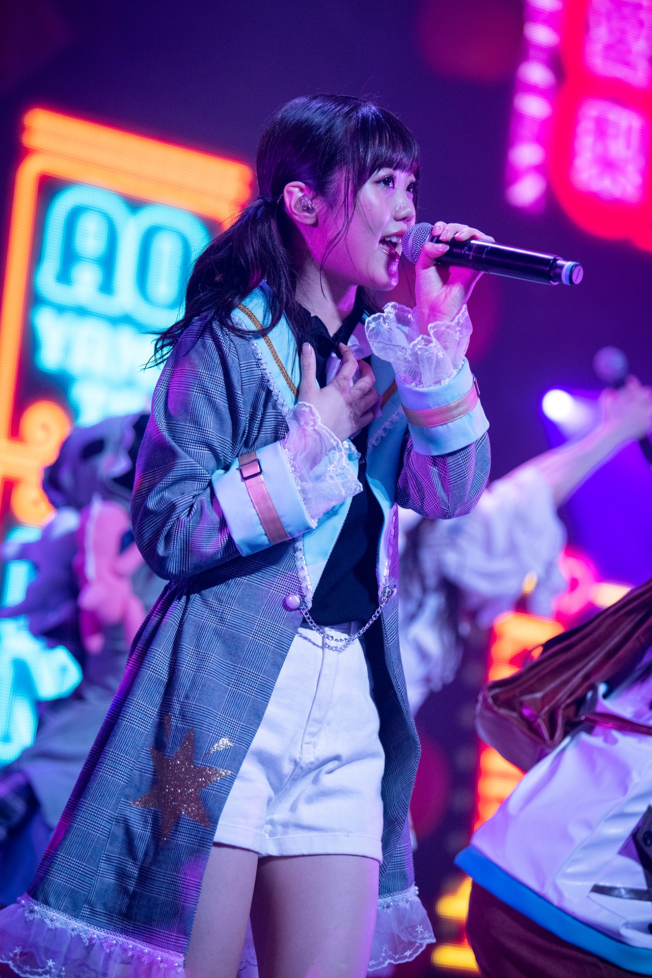 山崎夏菜