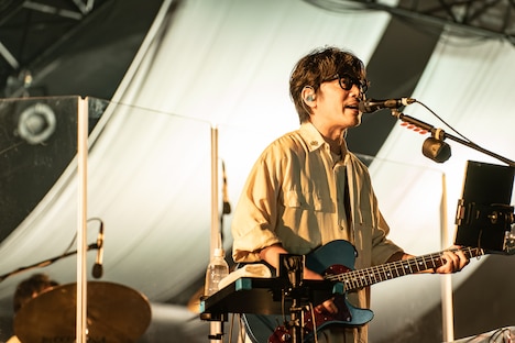 岸田繁（Vo, G / くるり）（撮影：井上嘉和）