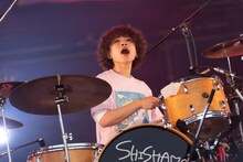 吉川美冴貴（Dr / SHISHAMO）（撮影：井上嘉和）