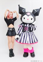 クロミポーズをするミヨンとクロミ。