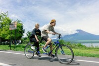 「BRAND-NEW BAND STORY」合宿2日目の自転車レースの模様。