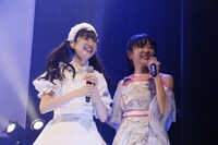 左から律月ひかる（いぎなり東北産）、上田理子（ばってん少女隊）。