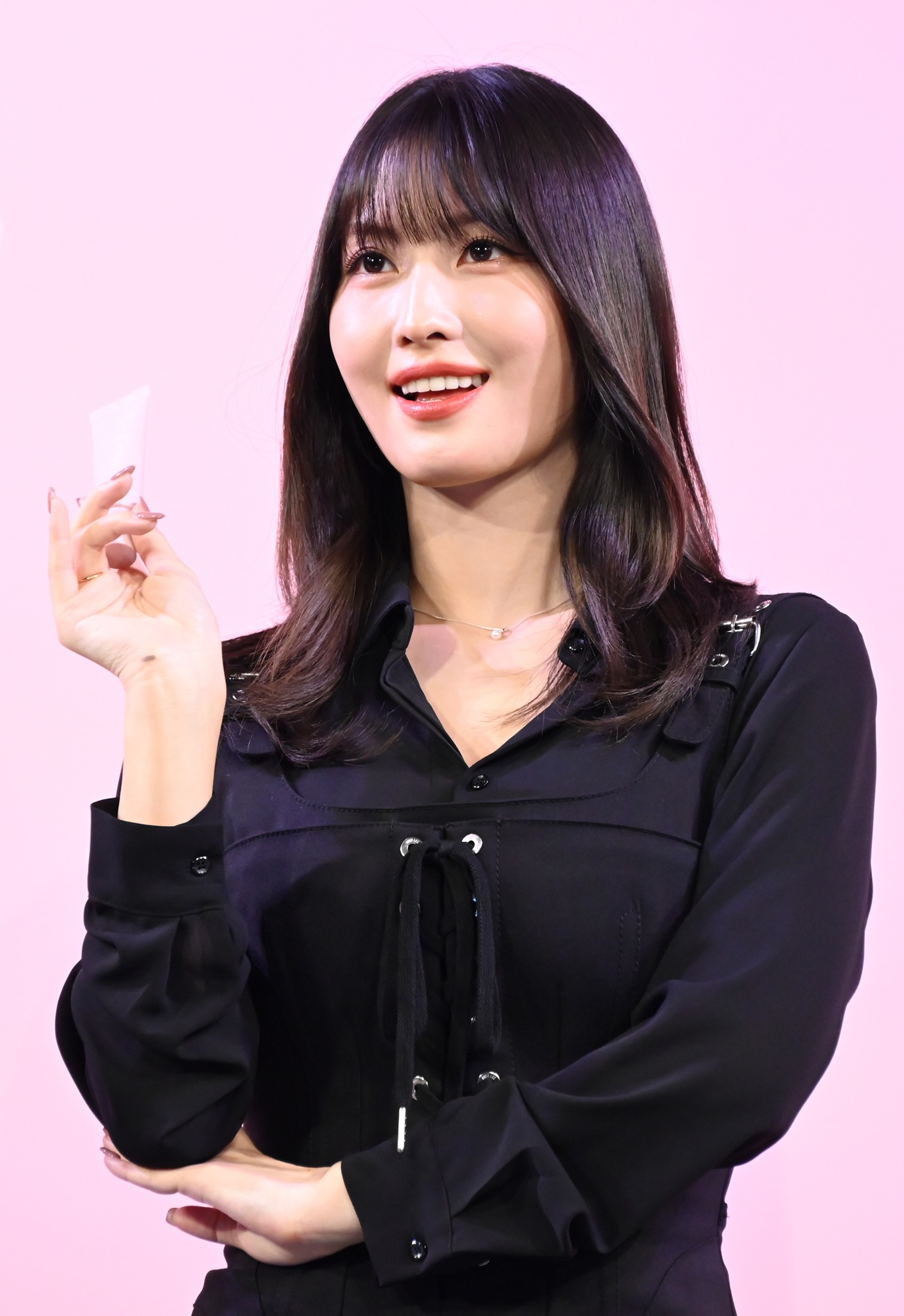 モモ（TWICE）