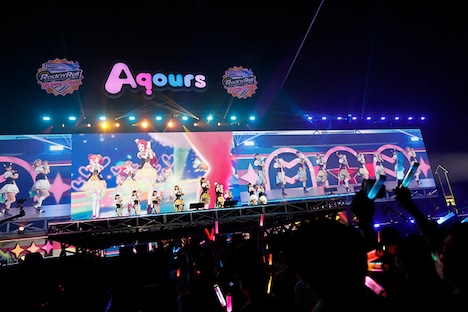 「ラブライブ!サンシャイン!! Aqours 6th LoveLive! ~KU-RU-KU-RU Rock 'n' Roll TOUR~ <WINDY STAGE>」より。