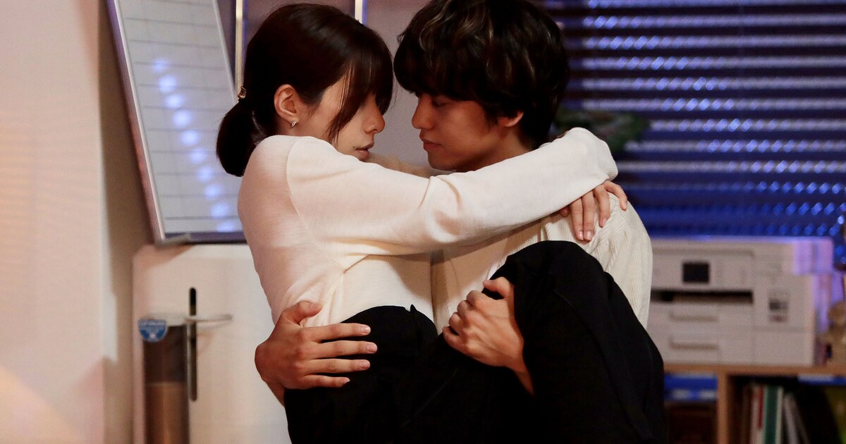 高橋海人が桜井ユキをお姫様抱っこ、本日スタート「ボーイフレンド降臨 