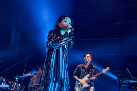 「iri Presents ONEMANSHOW "STARLIGHTS"」より。（撮影：上飯坂一）