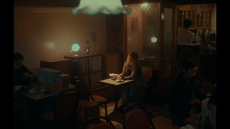 七尾旅人「ドンセイグッバイ」ミュージックビデオより。