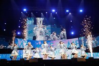 「≠ME全国ツアー2022『もしこれが恋ならば君しか無理なんだよ』」千葉・幕張メッセ 幕張イベントホール公演の様子。(c)YOANI / KING RECORDS