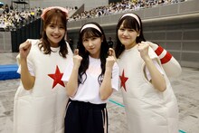 左から＝LOVEの諸橋沙夏、山本杏奈、高松瞳。