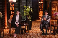 左から長谷川京子、満島真之介。（写真提供：関西テレビ）