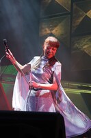 小比類巻かほる