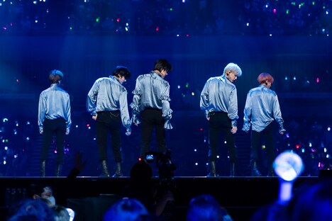 TOMORROW X TOGETHER (c)CJ ENM Co., Ltd, All Rights Reserved