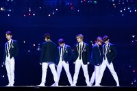 TREASUREの「I LOVE YOU」をカバーしたTNX。 (c)CJ ENM Co., Ltd, All Rights Reserved