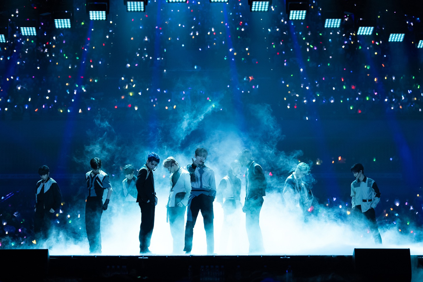 INIのステージの様子。 (c)CJ ENM Co., Ltd, All Rights Reserved