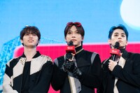 INIの「MEET&GREET」の様子。 (c)CJ ENM Co., Ltd, All Rights Reserved